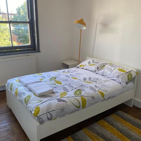 Double Room London Eksteriør billede