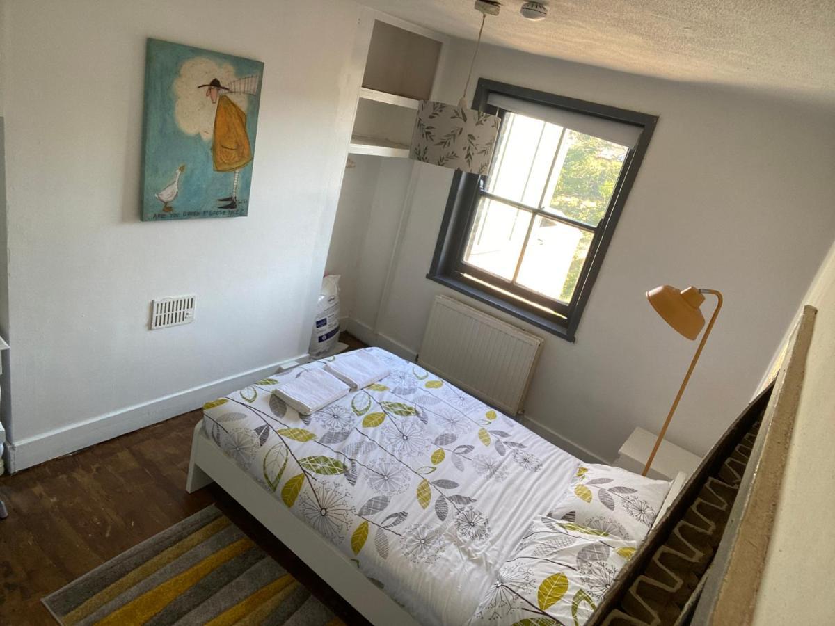 Double Room London Eksteriør billede